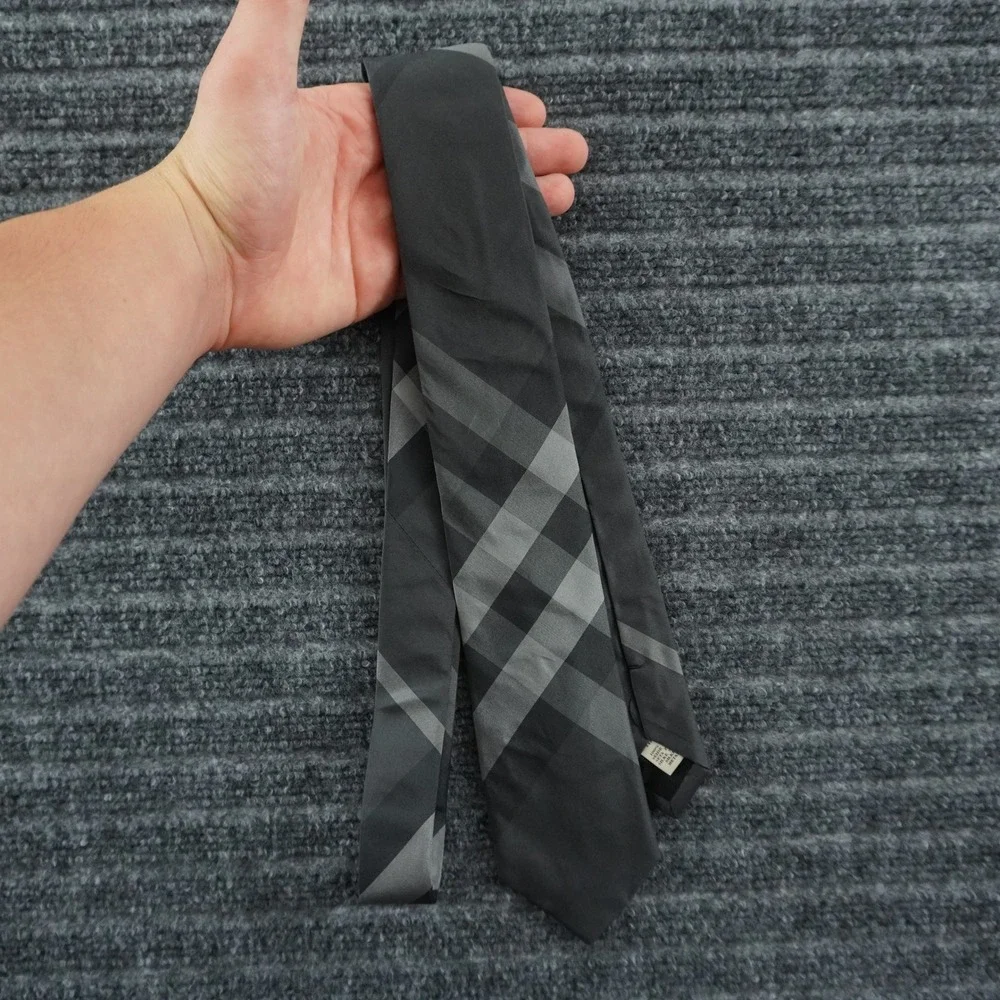 Burberry Silk Necktie Mens OS Black Grey Oversized Check Italy